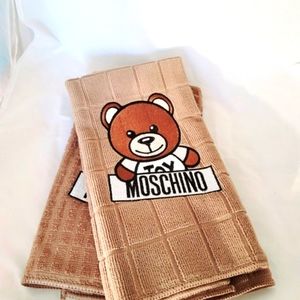 Moschino Hand Towel